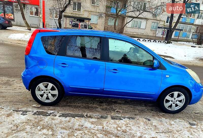 Хэтчбек Nissan Note 2007 в Житомире фото 3 Хэтчбек Nissan Note 2007 в Житомире