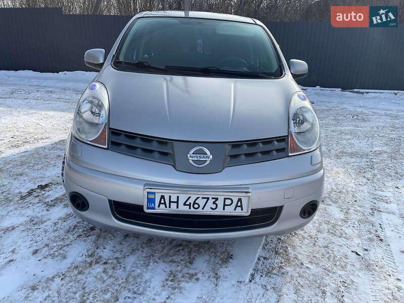 Хетчбек Nissan Note 2008 в Полтаві