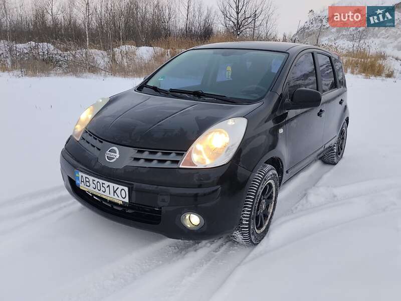 2008 Nissan Note, VIN SJNFCAE11U1252178:plate — фото 1 (autoria)