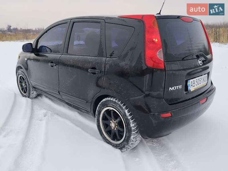 Хэтчбек Nissan Note 2008 в Виннице