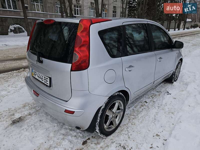 Хетчбек Nissan Note 2008 в Запоріжжі