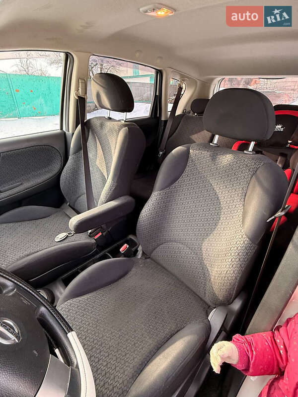 Хетчбек Nissan Note 2011 в Прилуках