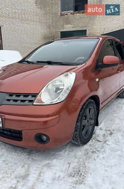 Хетчбек Nissan Note 2008 в Тульчині