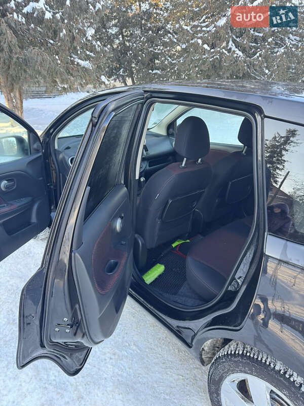 Хэтчбек Nissan Note 2007 в Красилове фото 9 Хэтчбек Nissan Note 2007 в Красилове