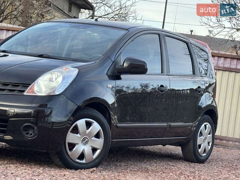 Хетчбек Nissan Note 2007 в Дрогобичі