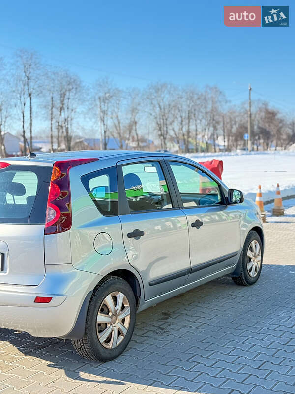 Хэтчбек Nissan Note 2009 в Житомире