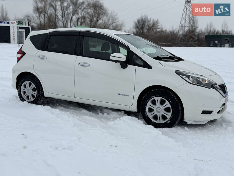 Хетчбек Nissan Note 2017 в Києві