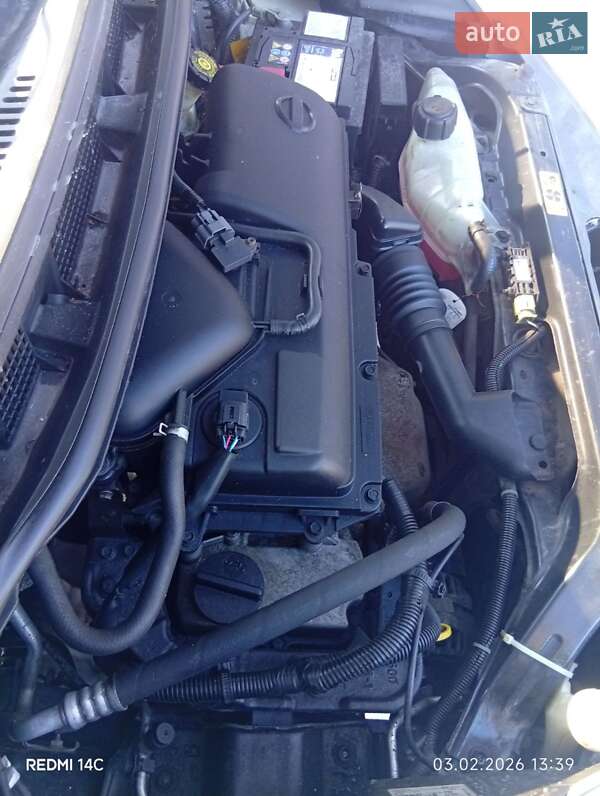 Хэтчбек Nissan Note 2007 в Житомире