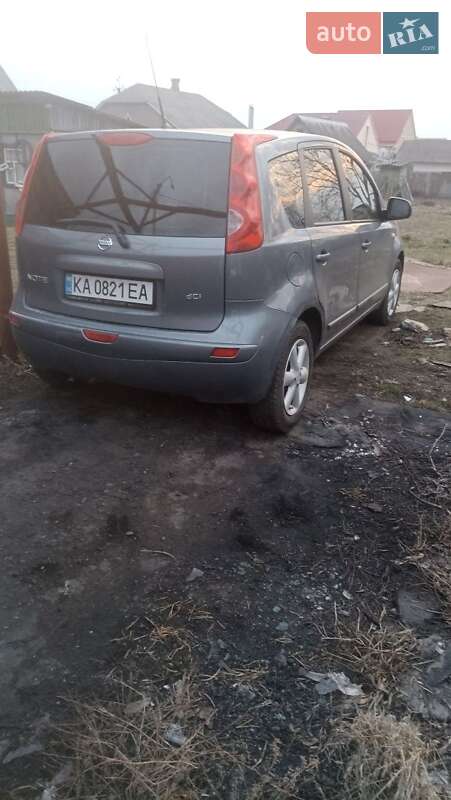Хэтчбек Nissan Note 2009 в Прилуках