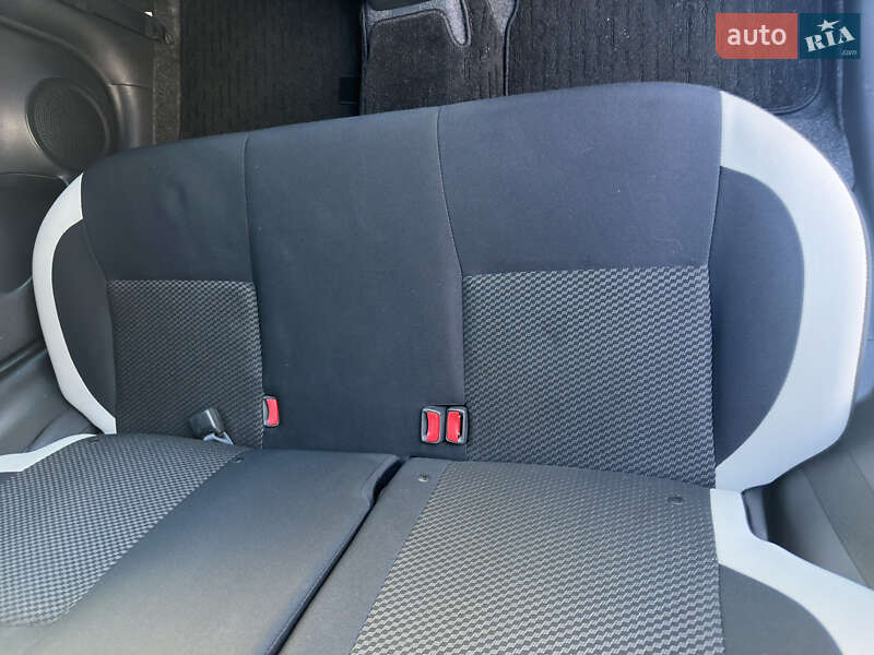 Хэтчбек Nissan Note 2019 в Киеве