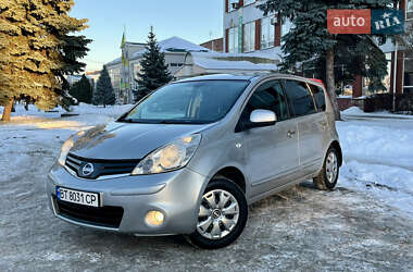 Хэтчбек Nissan Note 2011 в Смеле