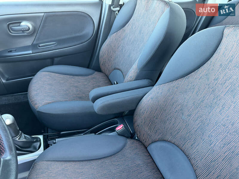 Хетчбек Nissan Note 2009 в Вінниці