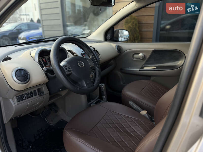 Хетчбек Nissan Note 2006 в Шептицькому