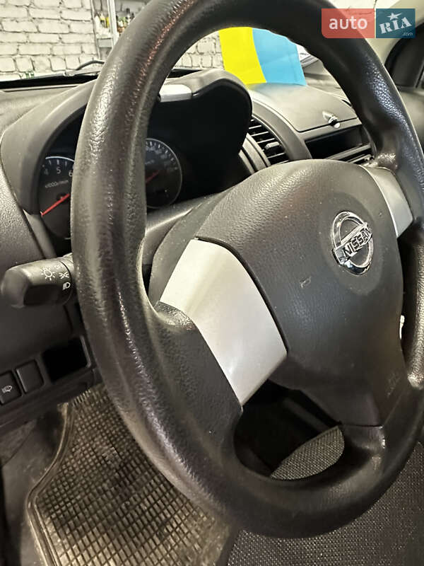 Хэтчбек Nissan Note 2011 в Запорожье фото 2 Хэтчбек Nissan Note 2011 в Запорожье
