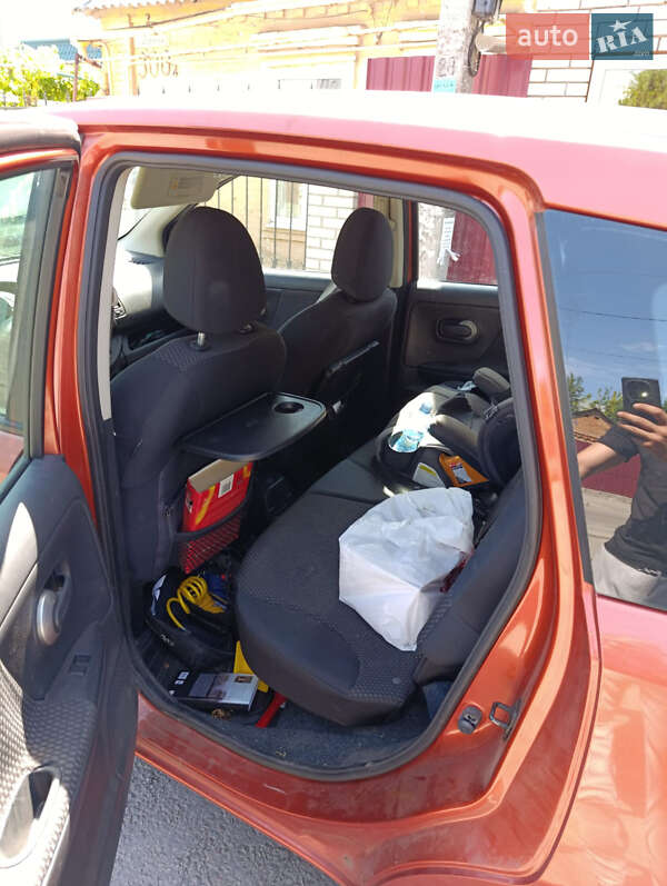 Хетчбек Nissan Note 2007 в Запоріжжі фото 13 Хетчбек Nissan Note 2007 в Запоріжжі