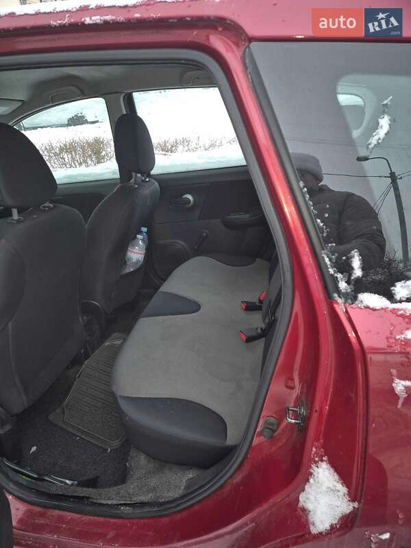 Хэтчбек Nissan Note 2012 в Киеве фото 6 Хэтчбек Nissan Note 2012 в Киеве