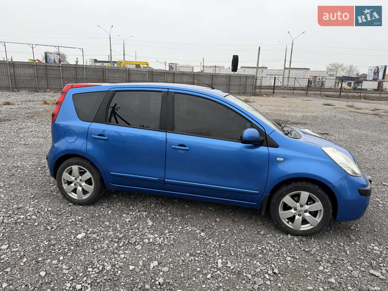 Хэтчбек Nissan Note 2006 в Каменском фото 9 Хэтчбек Nissan Note 2006 в Каменском