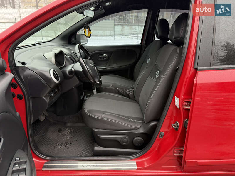 Хэтчбек Nissan Note 2007 в Полтаве
