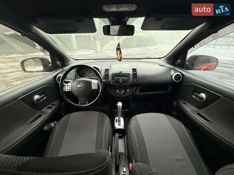 Хэтчбек Nissan Note 2007 в Полтаве