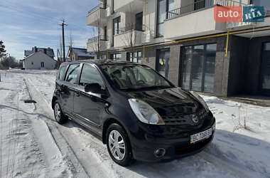 Хэтчбек Nissan Note 2008 в Львове