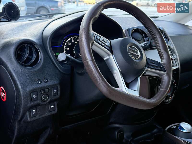 Хэтчбек Nissan Note 2017 в Виннице фото 4 Хэтчбек Nissan Note 2017 в Виннице