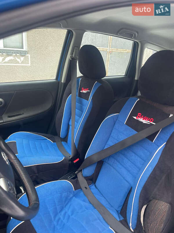 Хэтчбек Nissan Note 2011 в Черновцах фото 5 Хэтчбек Nissan Note 2011 в Черновцах