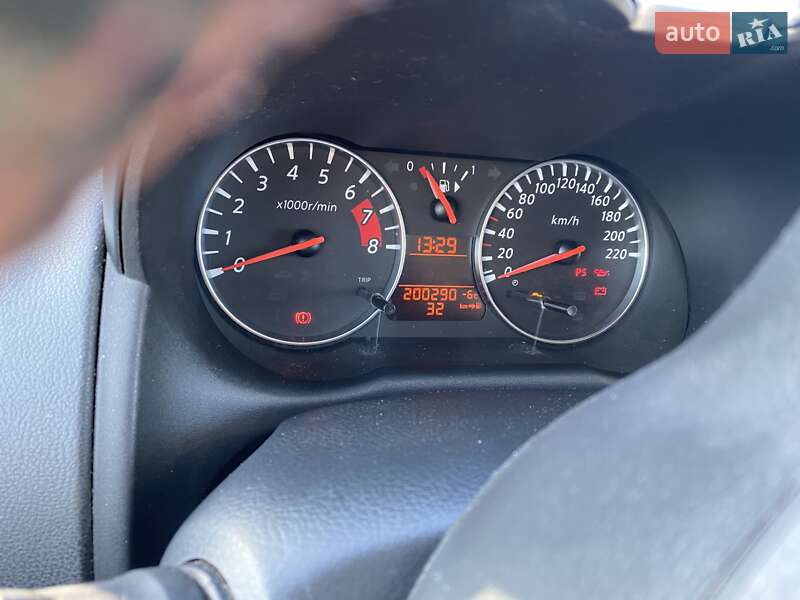 Хетчбек Nissan Note 2009 в Рокитному