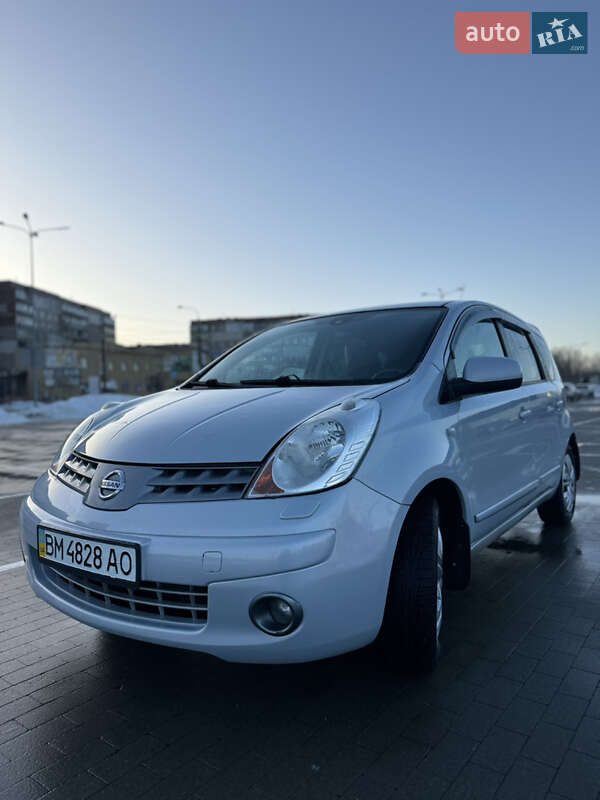 Хэтчбек Nissan Note 2008 в Сумах