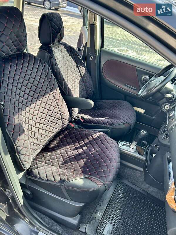 Хэтчбек Nissan Note 2007 в Днепре