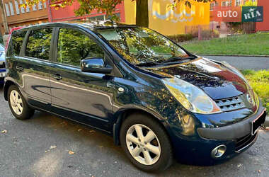Хэтчбек Nissan Note 2006 в Львове