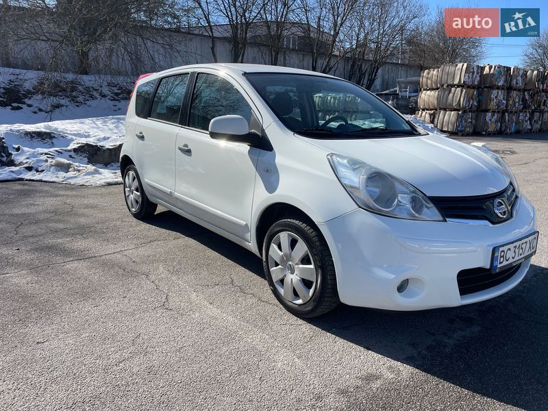 Хетчбек Nissan Note 2011 в Львові