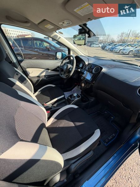 Хэтчбек Nissan Note 2017 в Киеве фото 14 Хэтчбек Nissan Note 2017 в Киеве