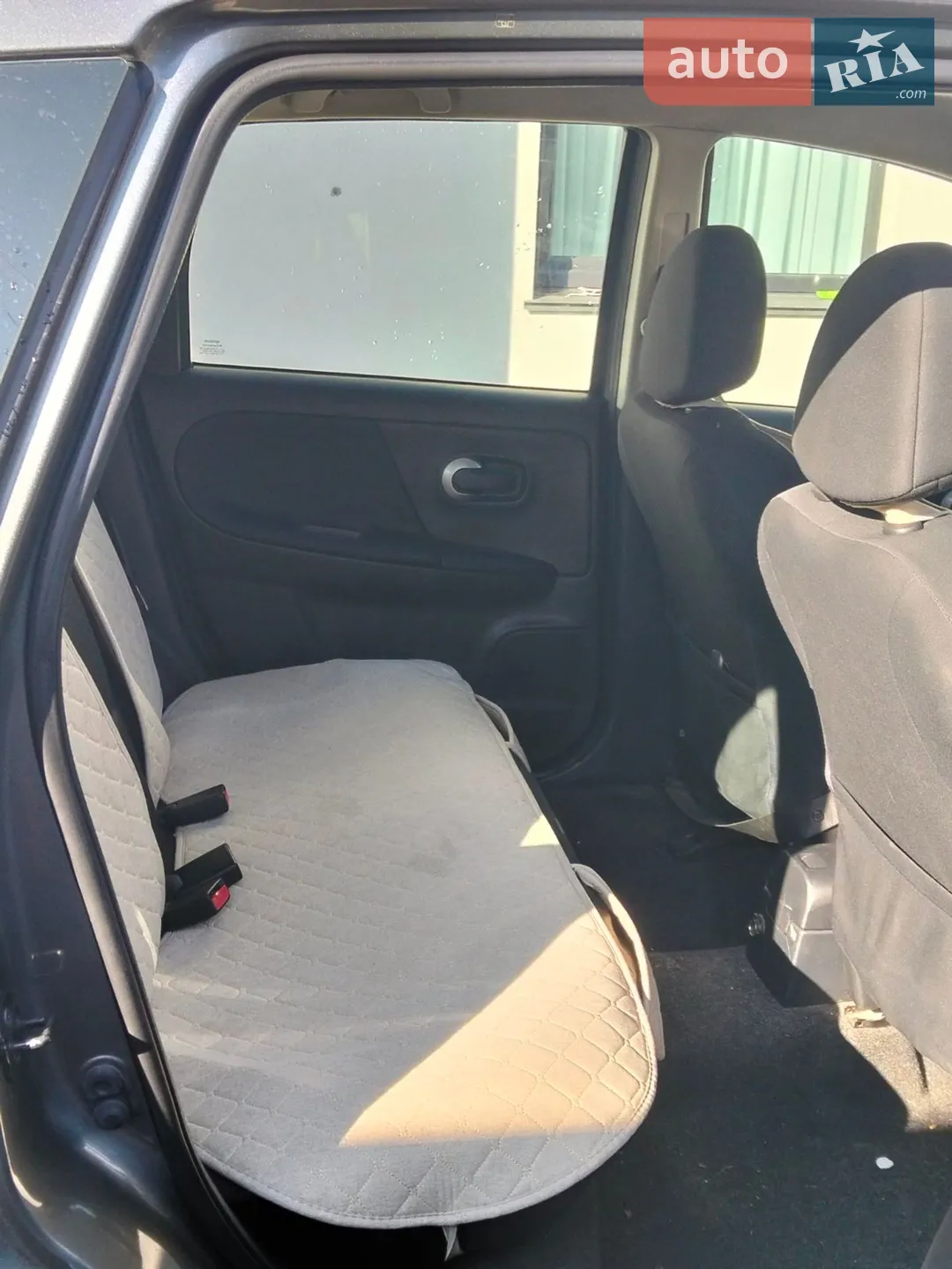 2011 Nissan Note - мініатюра 9