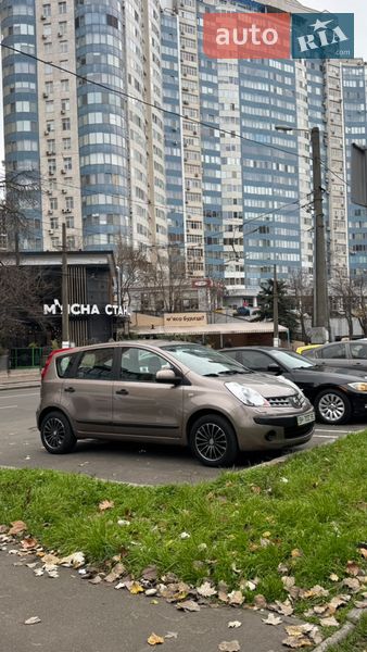 Хетчбек Nissan Note 2006 в Одесі
