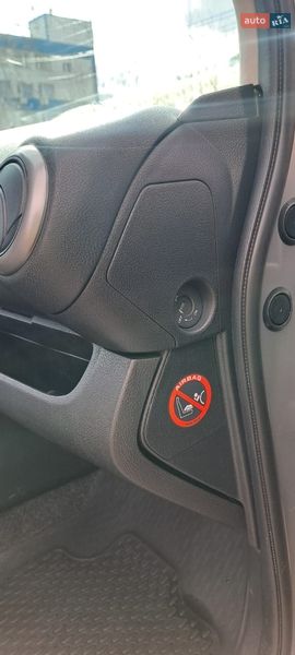 Хэтчбек Nissan Note 2007 в Одессе