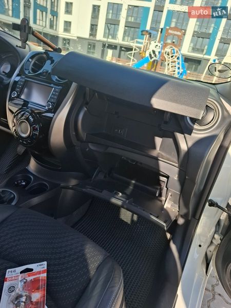 Хетчбек Nissan Note 2013 в Івано-Франківську