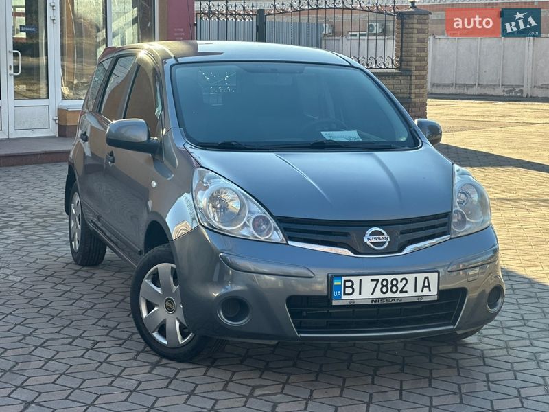 Хэтчбек Nissan Note 2013 в Лубнах