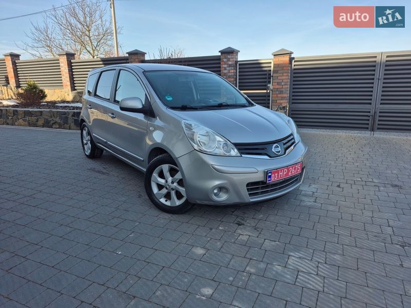 Хэтчбек Nissan Note 2010 в Луцке