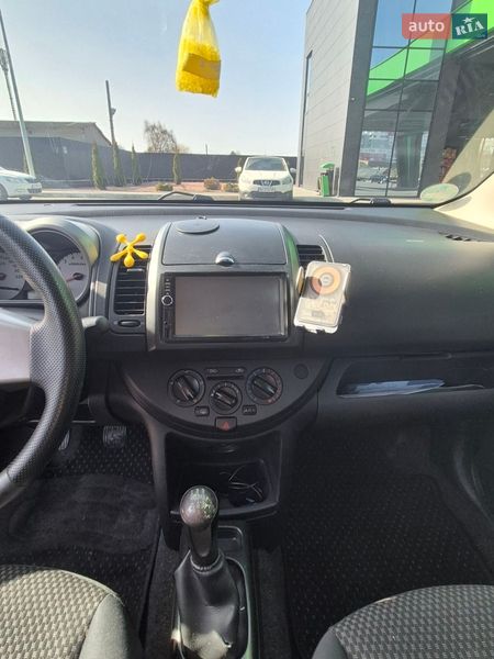 Хэтчбек Nissan Note 2007 в Луцке