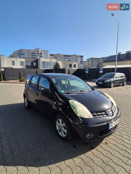 Хэтчбек Nissan Note 2007 в Луцке