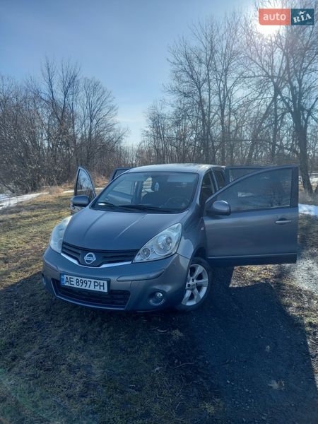Хэтчбек Nissan Note 2010 в Онуфриевке фото 19 Хэтчбек Nissan Note 2010 в Онуфриевке