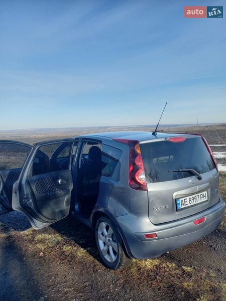 Хэтчбек Nissan Note 2010 в Онуфриевке фото 21 Хэтчбек Nissan Note 2010 в Онуфриевке