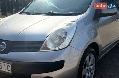 Хэтчбек Nissan Note 2007 в Долине