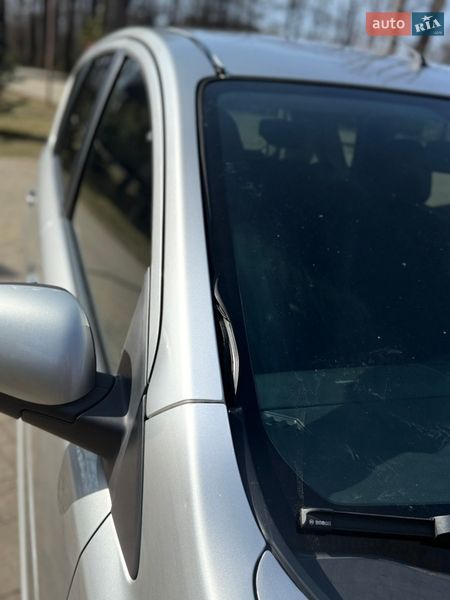 Хетчбек Nissan Note 2007 в Долині