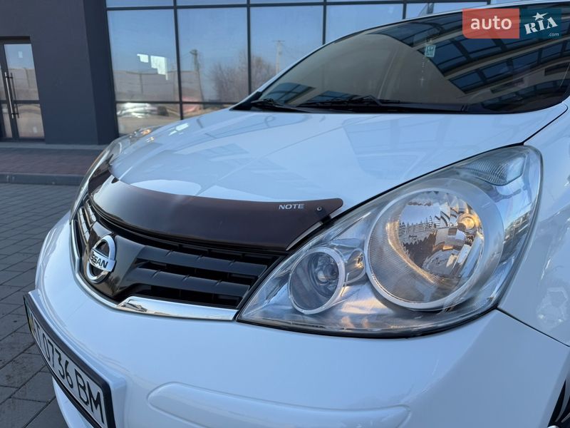 Хэтчбек Nissan Note 2013 в Ивано-Франковске