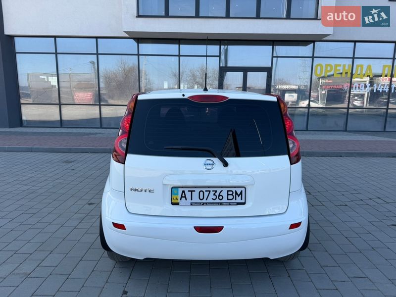 Хэтчбек Nissan Note 2013 в Ивано-Франковске