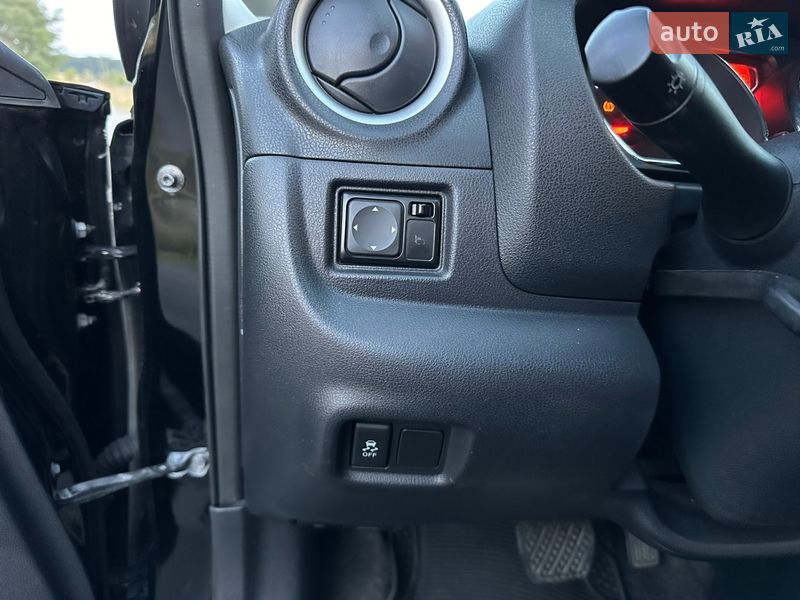 Хетчбек Nissan Note 2013 в Вінниці фото 37 Хетчбек Nissan Note 2013 в Вінниці