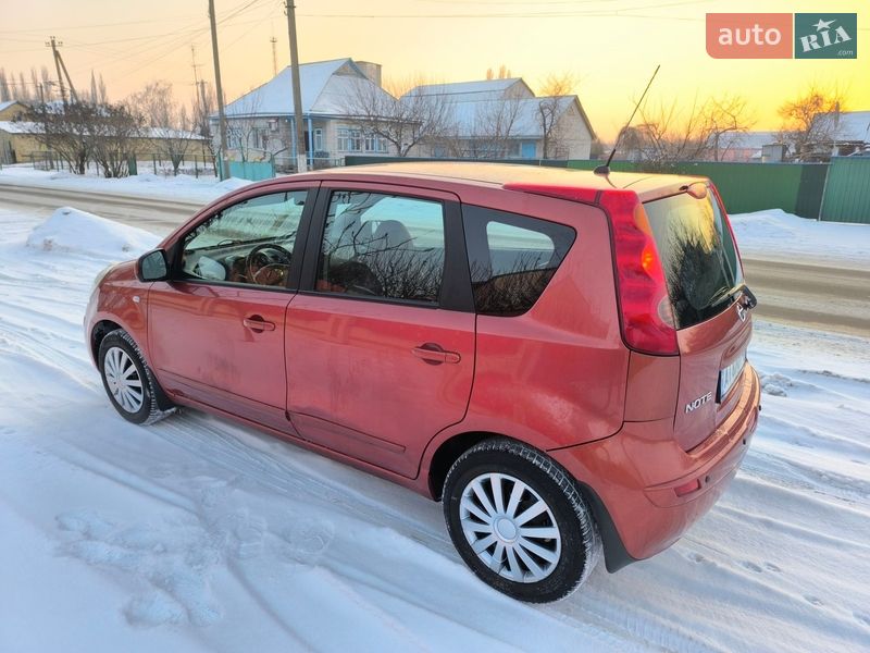 Хетчбек Nissan Note 2007 в Києві фото 27 Хетчбек Nissan Note 2007 в Києві