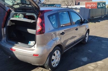 Хэтчбек Nissan Note 2010 в Калиновке