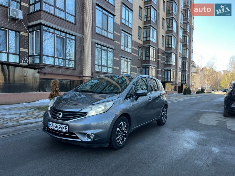Хэтчбек Nissan Note 2013 в Чернигове